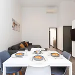 Appartement Le Lux, Moderne - Garage - Terrasse - Clim Cannes