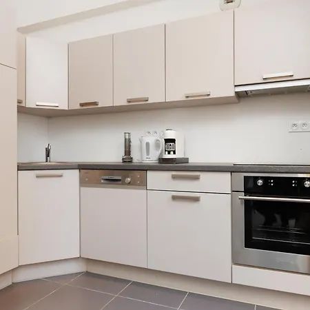 Le Lux, Moderne - Garage - Terrasse - Clim Διαμέρισμα