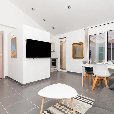 Le Lux, Moderne - Garage - Terrasse - Clim Διαμέρισμα Κάννες